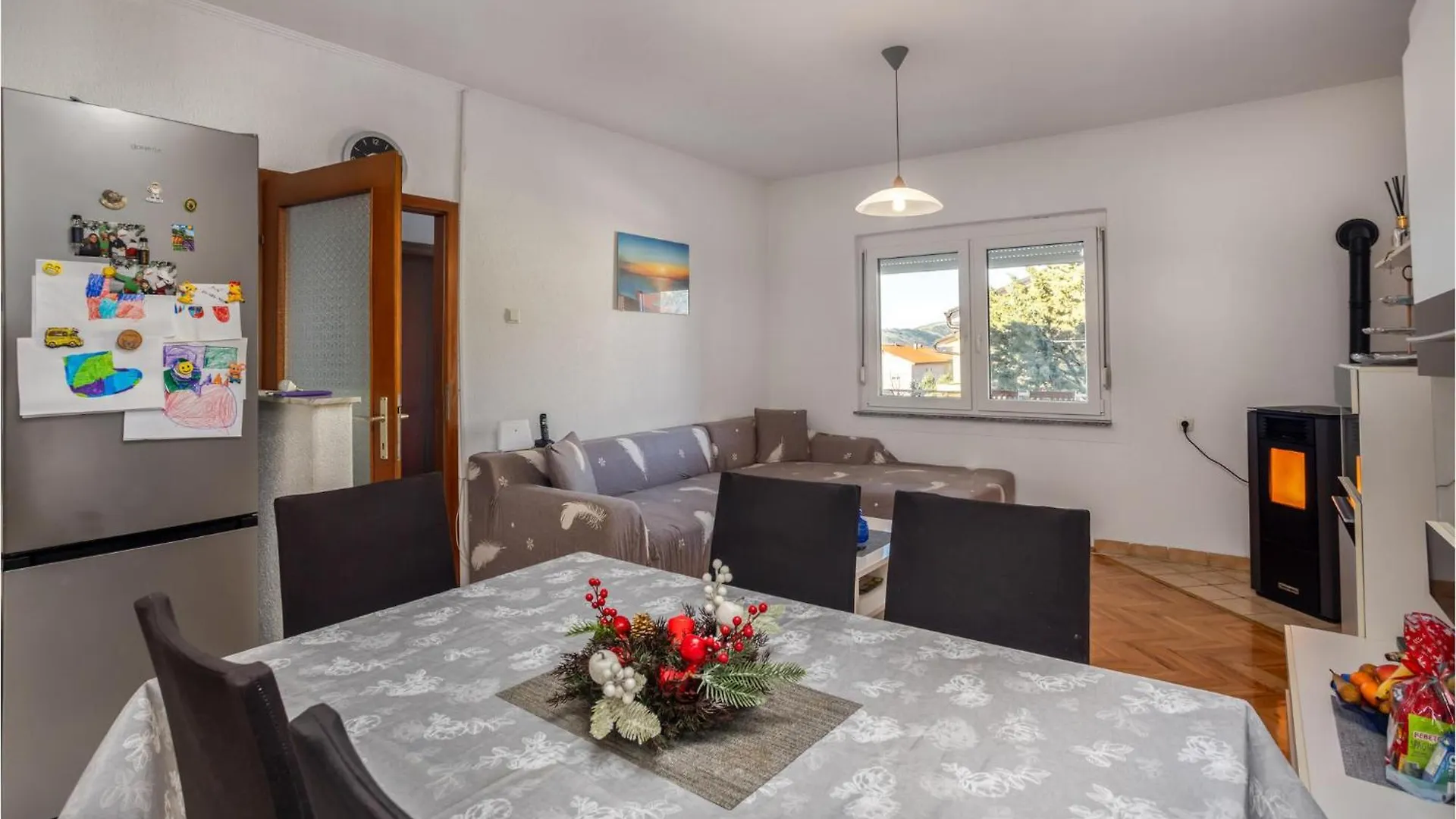 3 Bedroom Amazing Apartment In Novi Vinodolski